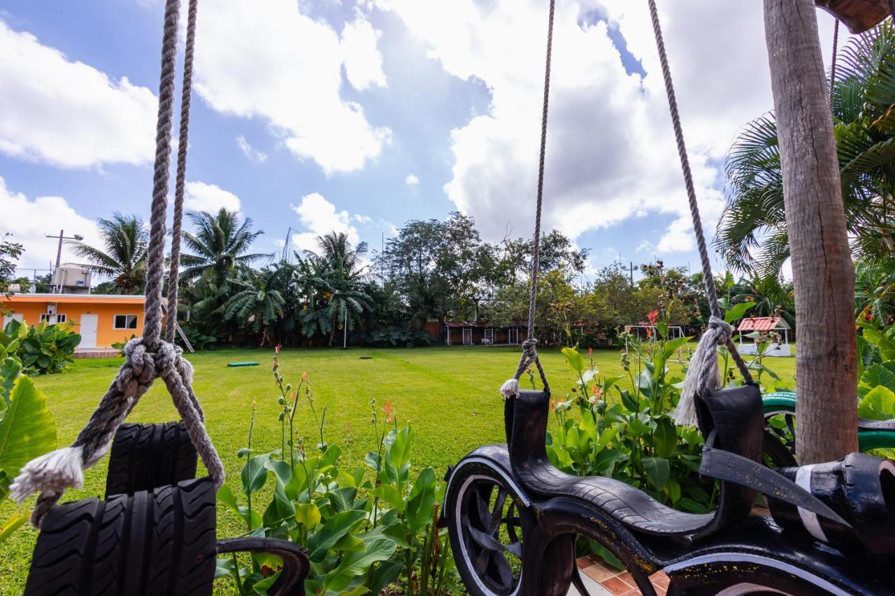 Hotel Bello Caribe Express โกซูเมล ภายนอก รูปภาพ